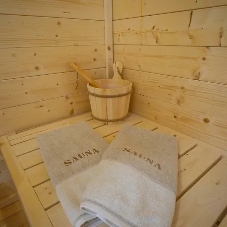 Rosa Mit Sauna #118018 *